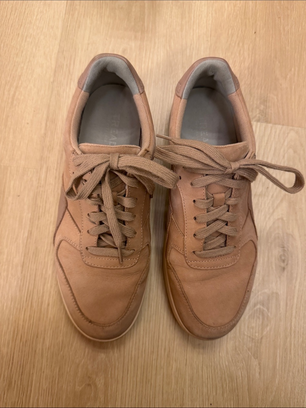 Women’s Casual Suede Sneakers in Tan/blush pink